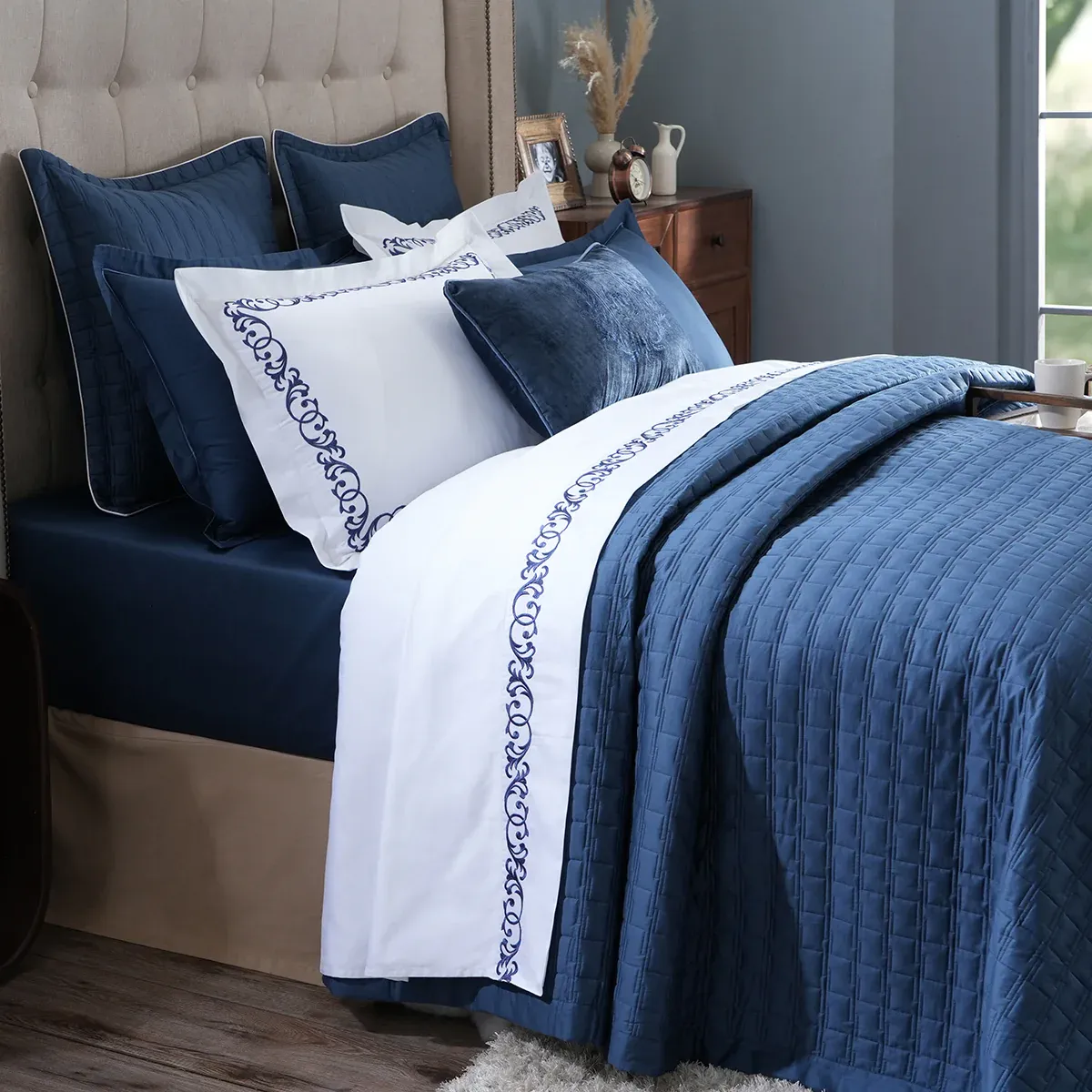 Quilted Bed Sheet Set