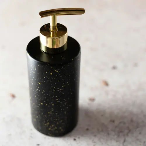 Quilted Soap Dispenser photo 6